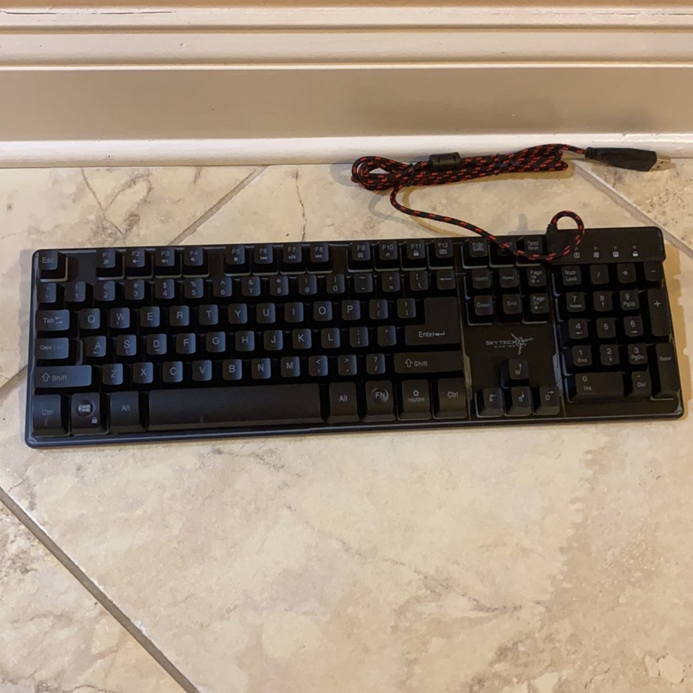 Skytech keyboard